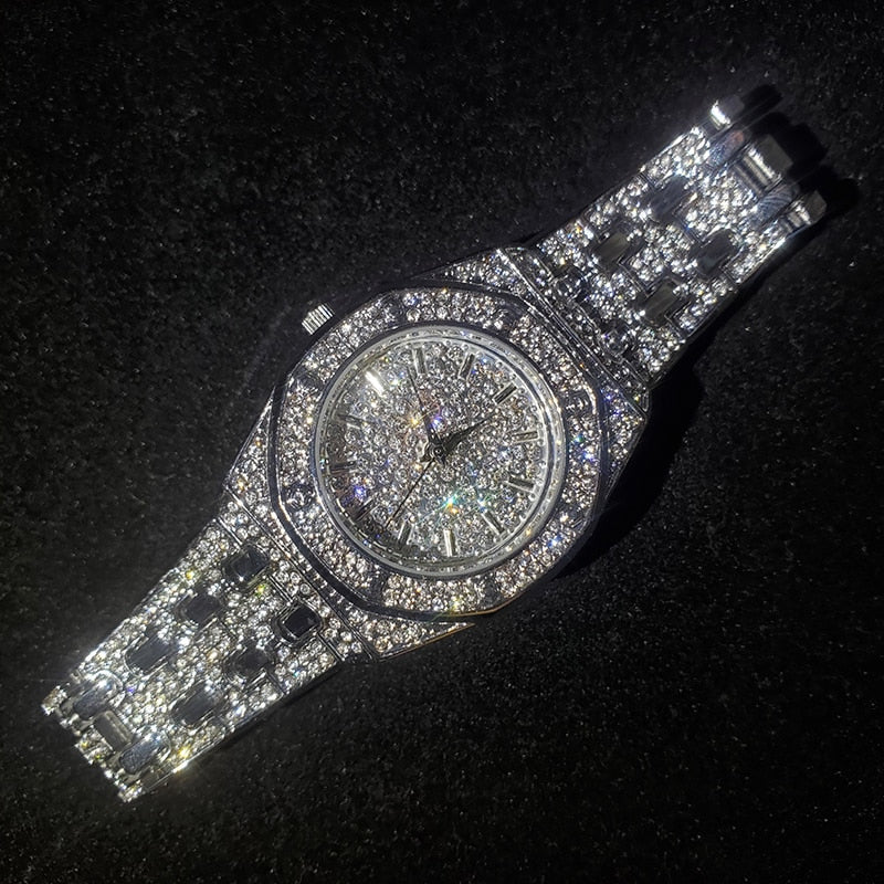 2528 Casual Fashion Waterproof Steel and Diamond Quartz Wrist Watch