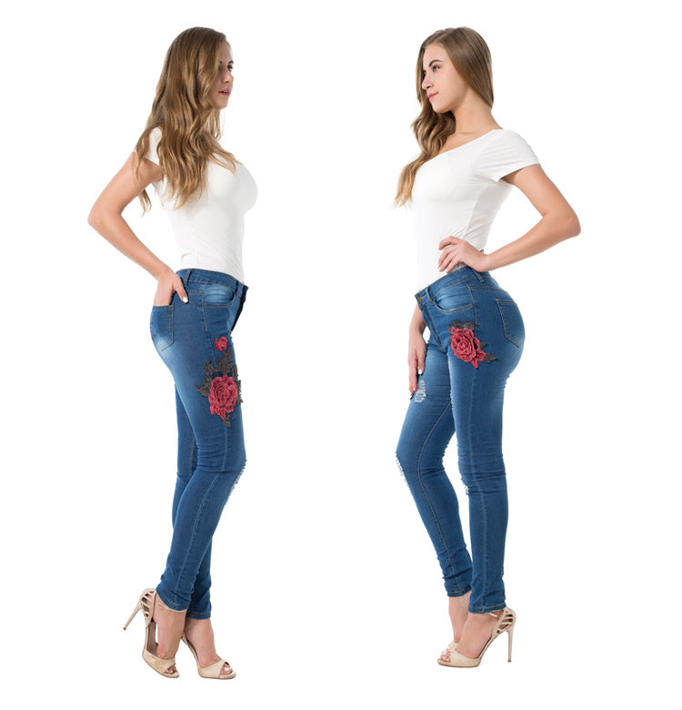 Rose Patch Distressed Stretched Jeans