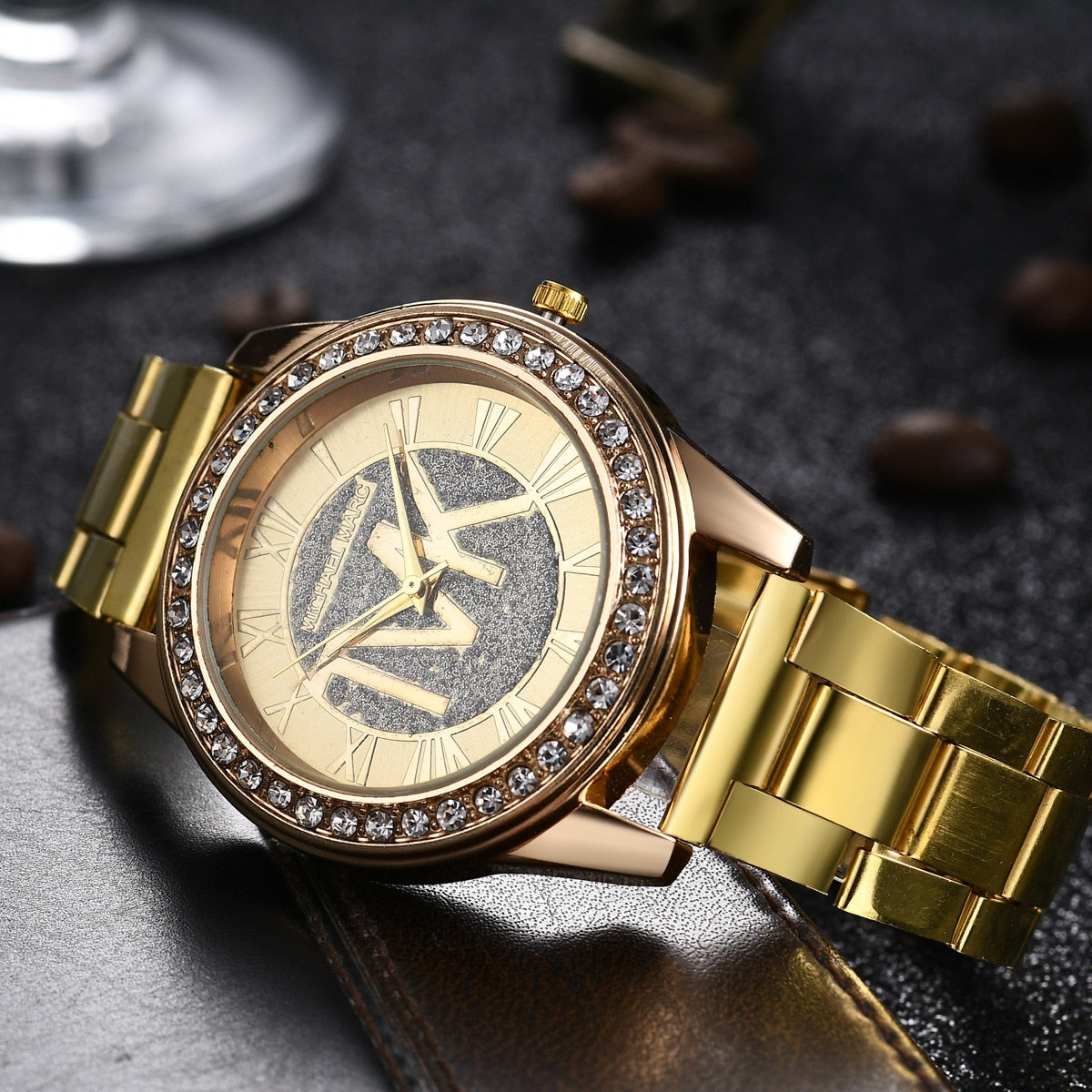 Luxury Gold Watch Fashion Female Lover Watches Men Diamond Stainless Scale Optimal Gift Quartz Wristwatch For Women TVK Clock Watch-weixin7-2 China