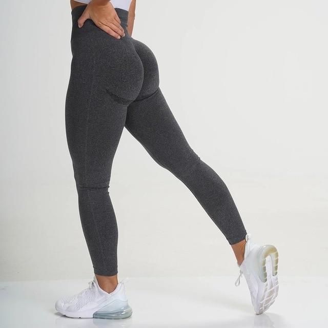 Seamless knitted hip hip yoga pants moisture wicking smile hip cropped pants Black M
